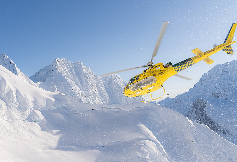 Premium Helicopter for Heli Skiing - Pulseline Adventure